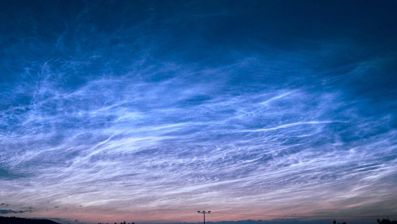 Lysende natskyer, stjerne, dark sky